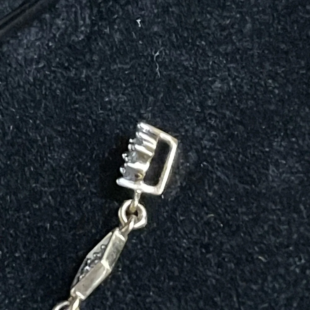 Beautiful Solid 10K YELLOW GOLD 1cttw LONG DIAMOND PENDANT NOT SCRAP. - Picture 4 of 11